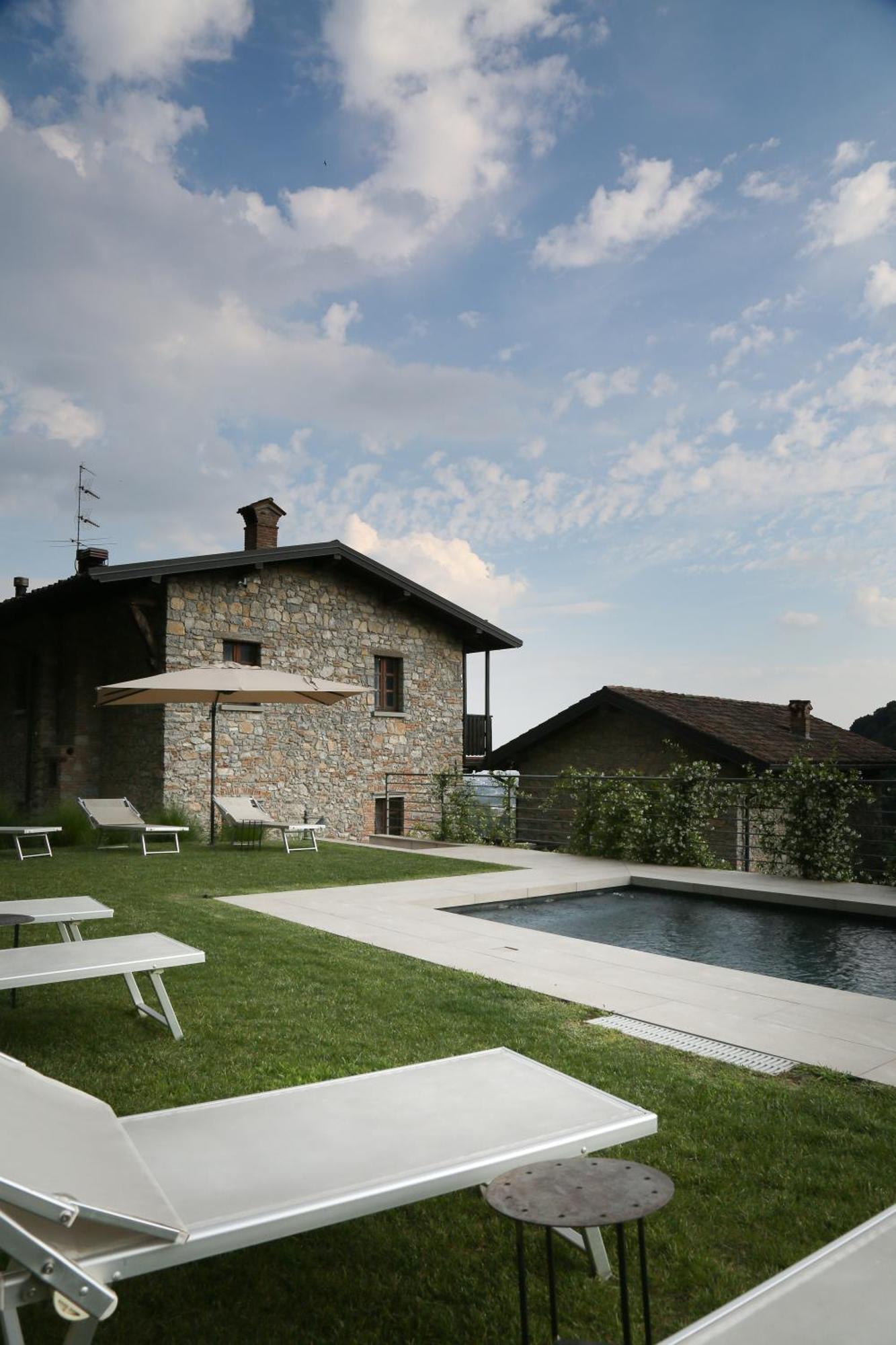 Cascina Belvedi Pensionat Clanezzo Exteriör bild